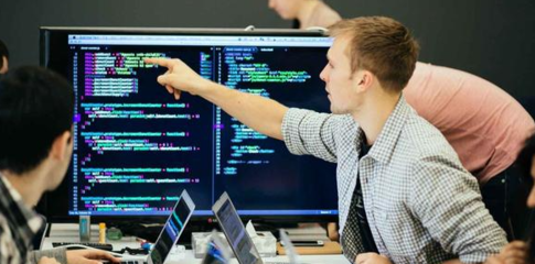 成都市職業(yè)技術(shù)學(xué)院 計算機軟件及網(wǎng)絡(luò)應(yīng)用技術(shù)專業(yè)深度解析